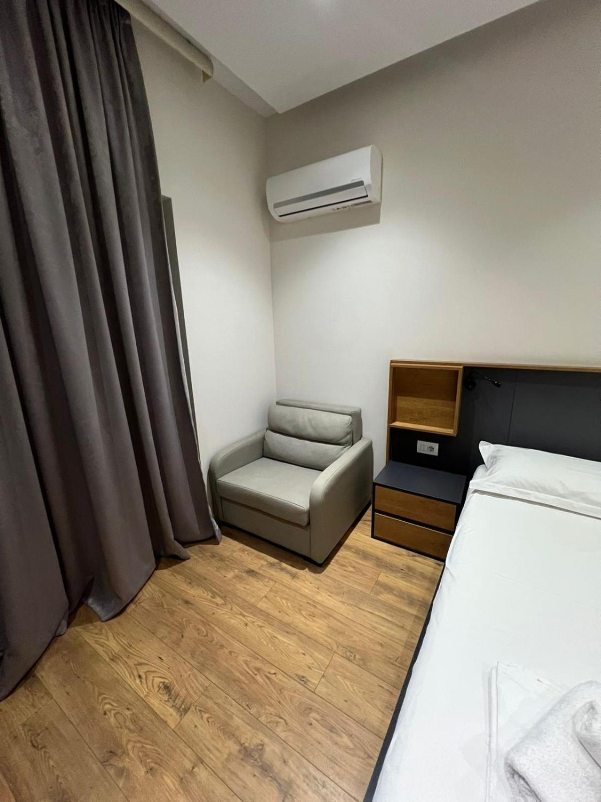 Urban Room 3 Tiran Dış mekan fotoğraf